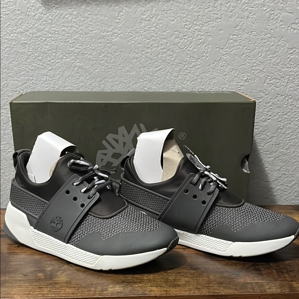 Timberland Gray and White Sneakers Lightweight Mesh NWT